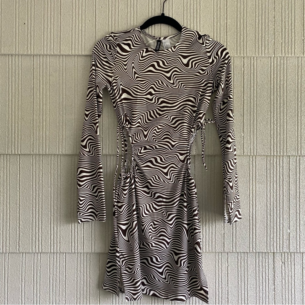 H&M Cut-out Mini Dress